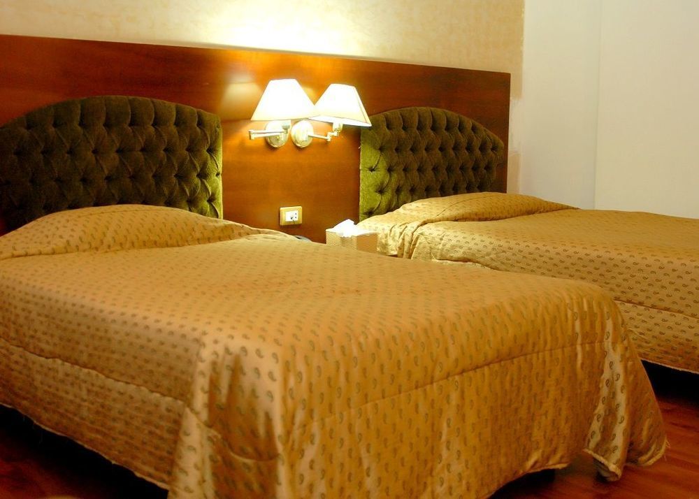 Legend Hotel 贝鲁特 外观 照片